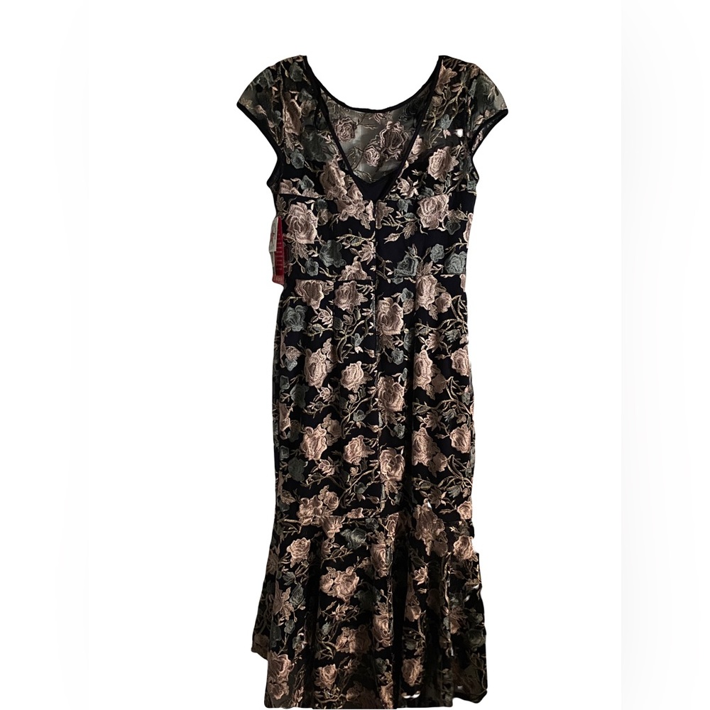 Floral Dress - Picture 2 of 3